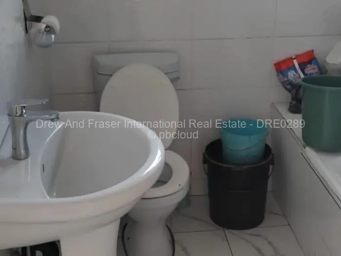 4 Bedroom House for Sale in Glen Norah, Harare