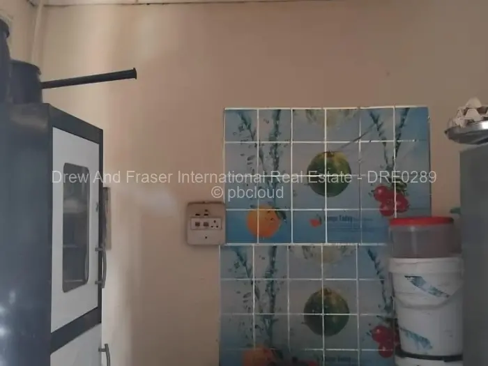 4 Bedroom House for Sale in Glen Norah, Harare