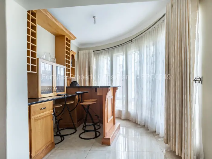 6 Bedroom House for Sale in Hogerty Hill, Harare