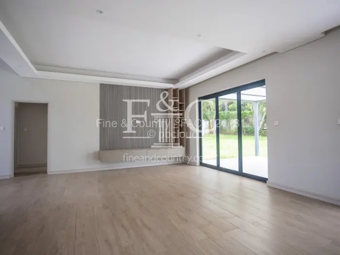 5 Bedroom House for Sale in Highlands, Harare