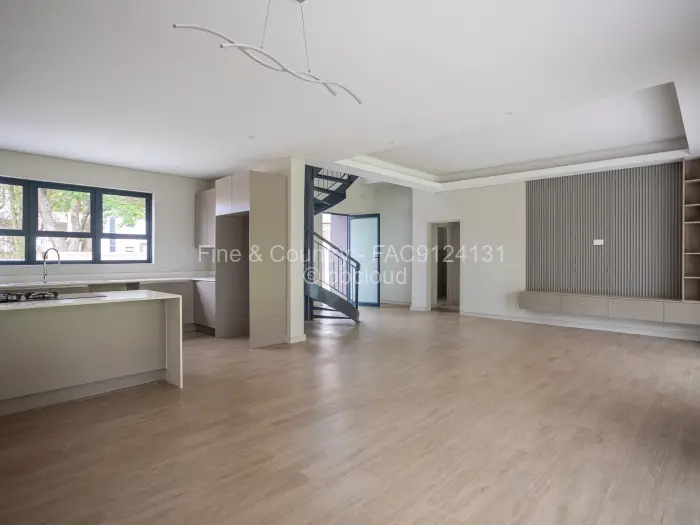5 Bedroom House for Sale in Highlands, Harare