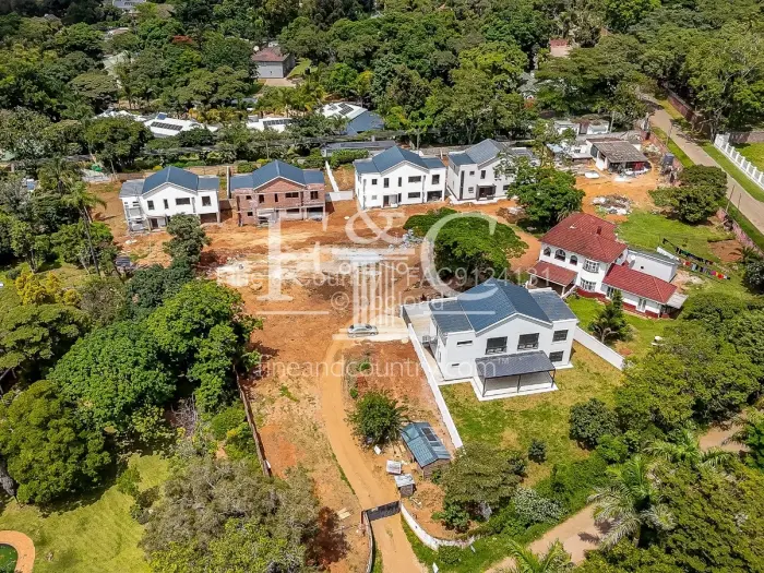 5 Bedroom House for Sale in Highlands, Harare