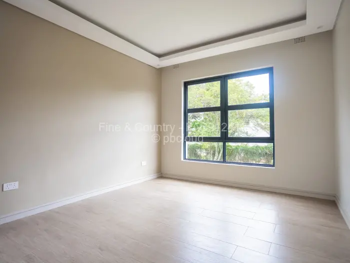 5 Bedroom House for Sale in Highlands, Harare