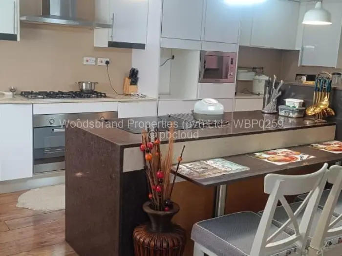 5 Bedroom House for Sale in Kambuzuma, Harare