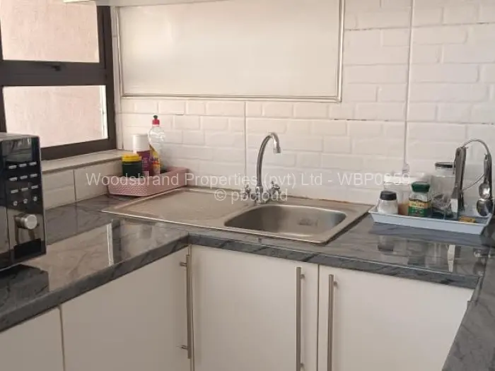 5 Bedroom House for Sale in Kambuzuma, Harare