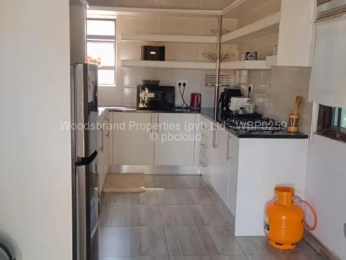 5 Bedroom House for Sale in Kambuzuma, Harare