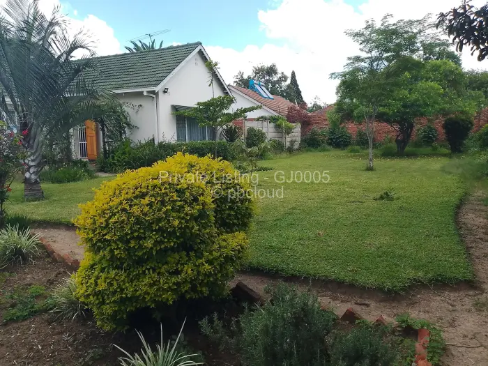 3 Bedroom House for Sale in Eastlea, Harare