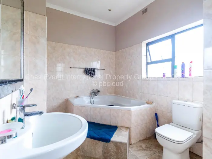 4 Bedroom House to Rent in Pomona, Harare