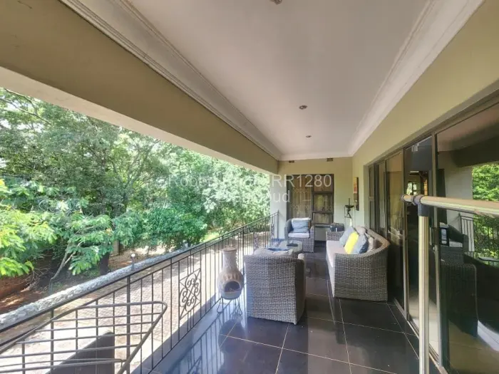 4 Bedroom House to Rent in Helensvale