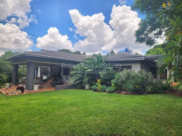 4 Bedroom House to Rent in Helensvale, Harare