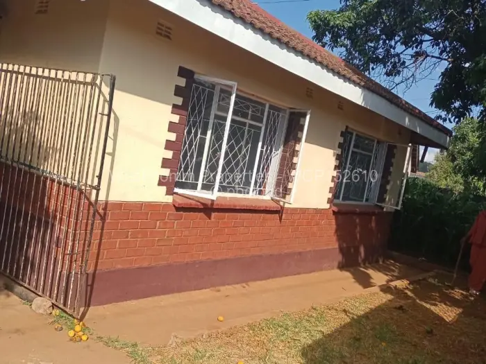 4 Bedroom House to Rent in Warren Park, Harare