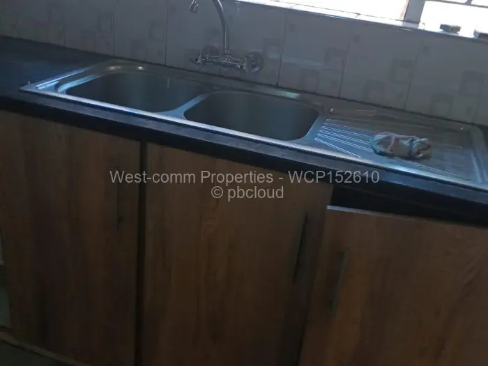 4 Bedroom House to Rent in Warren Park, Harare