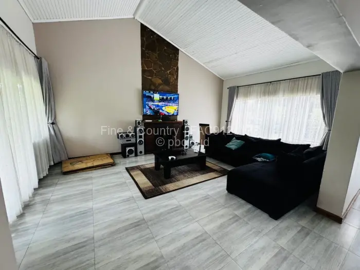 4 Bedroom House to Rent in Greendale, Harare