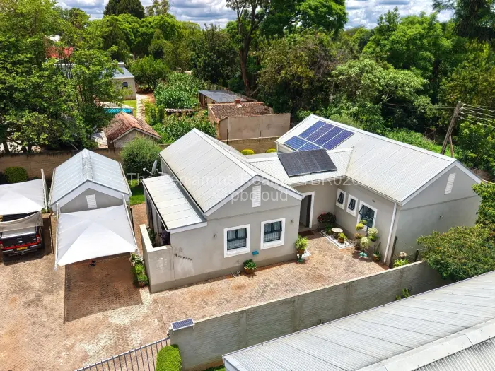 Townhouse/Cluster for Sale in Highlands, Harare