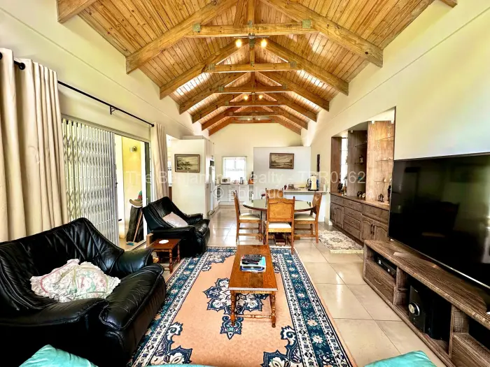 Townhouse/Cluster for Sale in Highlands, Harare