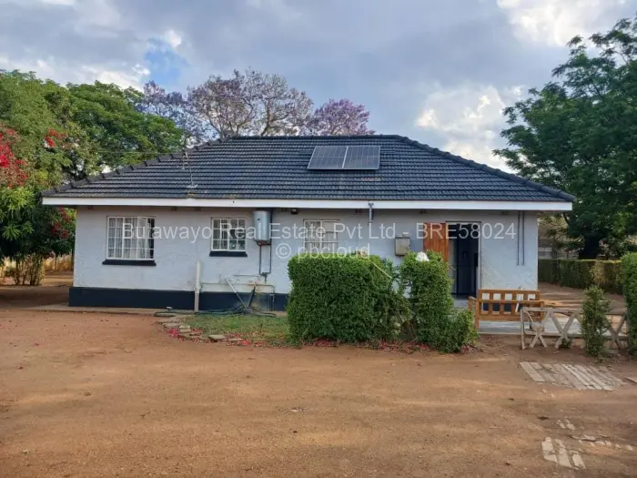 3 Bedroom House for Sale in Kenilworth, Bulawayo