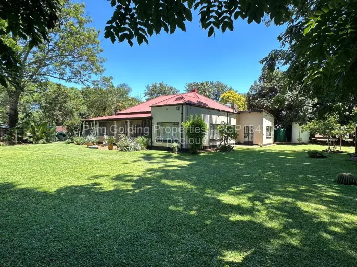 4 Bedroom House for Sale in Suburbs, Bulawayo
