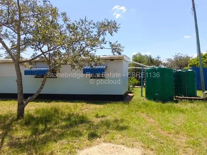 1 Bedroom Cottage/Garden Flat to Rent in Douglasdale, Bulawayo
