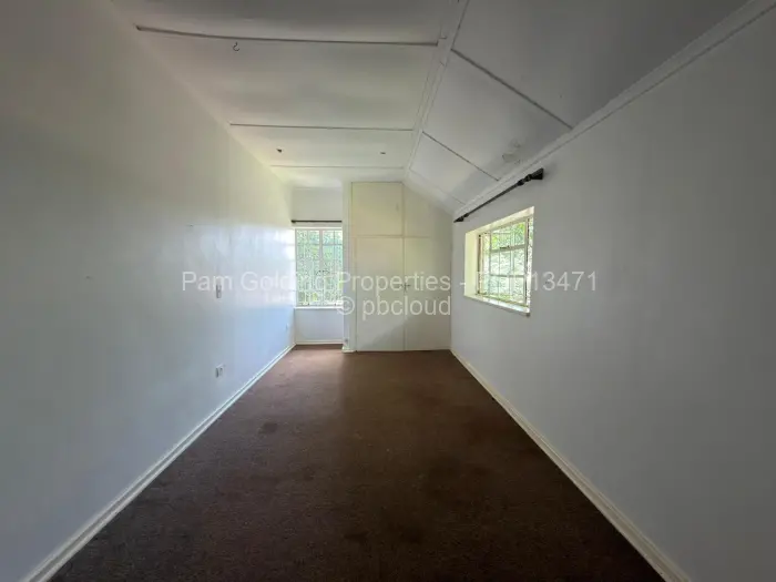 3 Bedroom House for Sale in Kumalo, Bulawayo