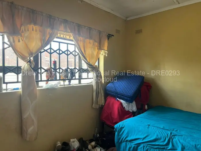 3 Bedroom Cottage/Garden Flat for Sale in Gletwin Park, Harare
