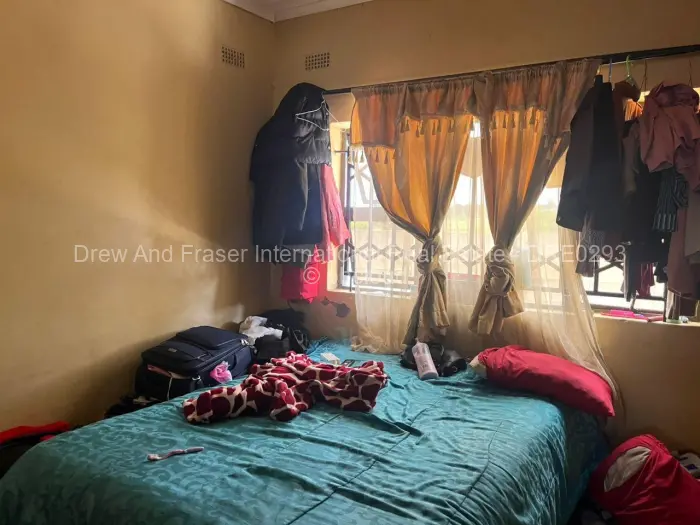 3 Bedroom Cottage/Garden Flat for Sale in Gletwin Park, Harare