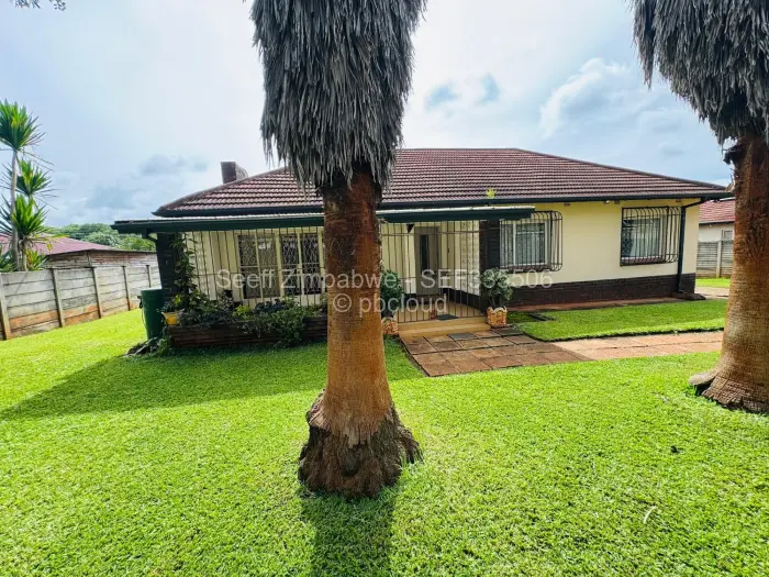 3 Bedroom House for Sale in Upper Hillside, Harare