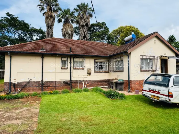 3 Bedroom House for Sale in Upper Hillside, Harare