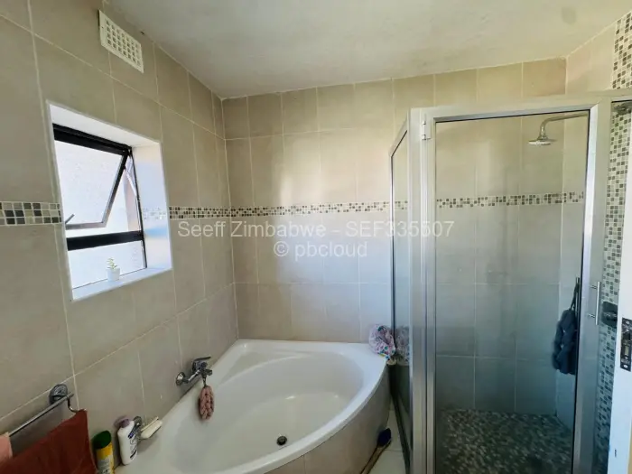 5 Bedroom House for Sale in Sandton Park, Harare