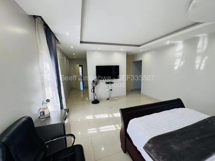 5 Bedroom House for Sale in Sandton Park, Harare