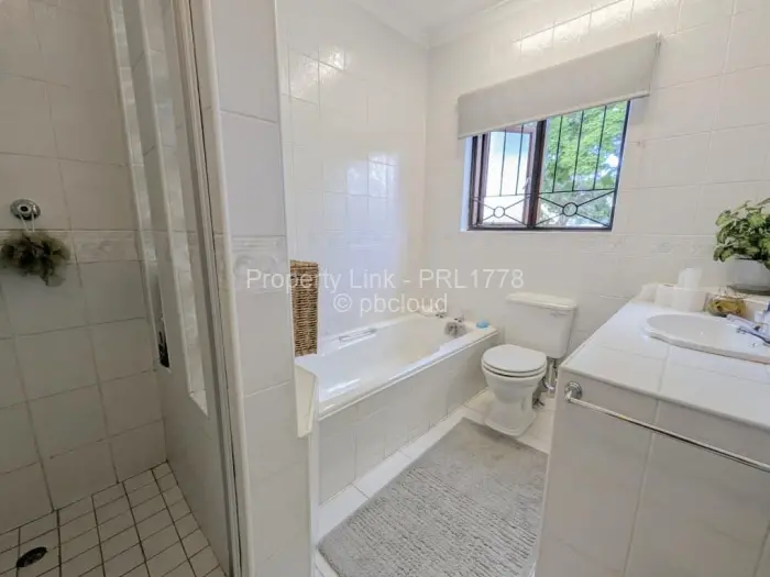 Townhouse/Cluster for Sale in Newlands, Harare