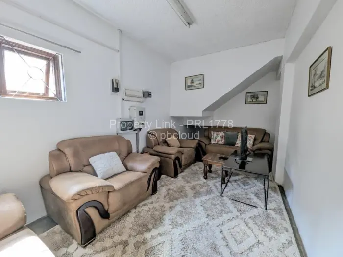 Townhouse/Cluster for Sale in Newlands, Harare