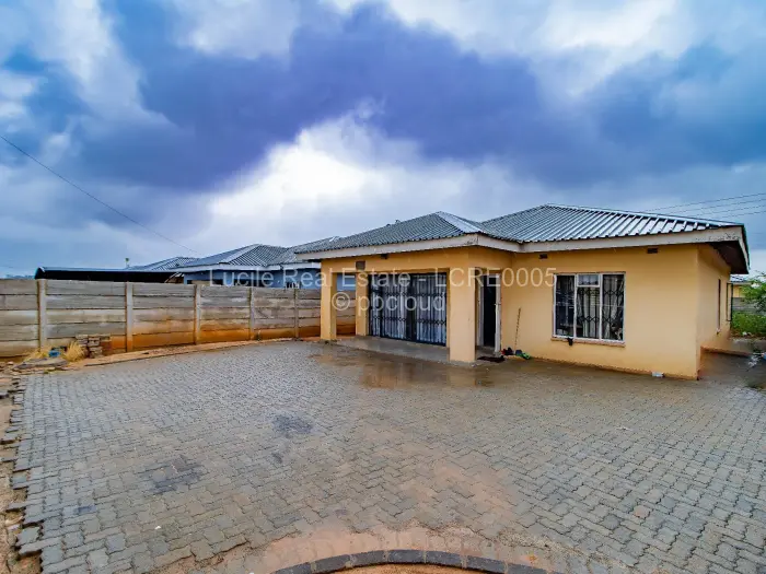 3 Bedroom House for Sale in Fairview, Harare