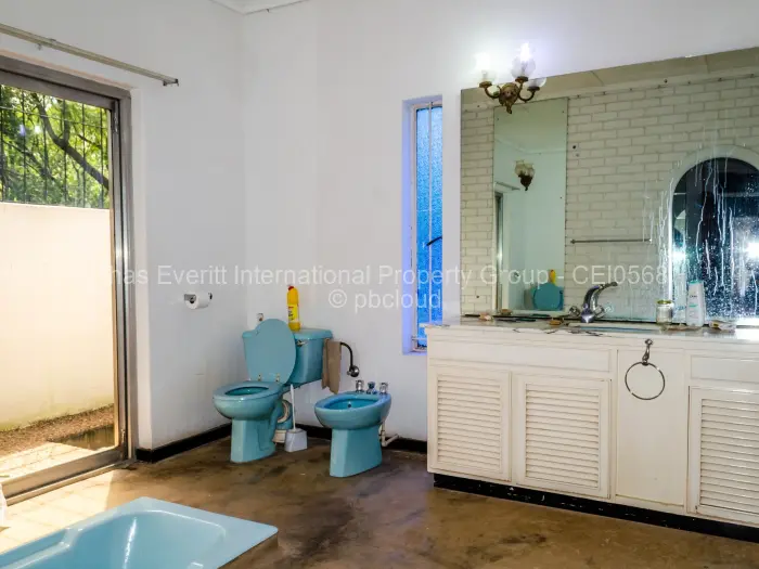 4 Bedroom House for Sale in Burnside, Bulawayo