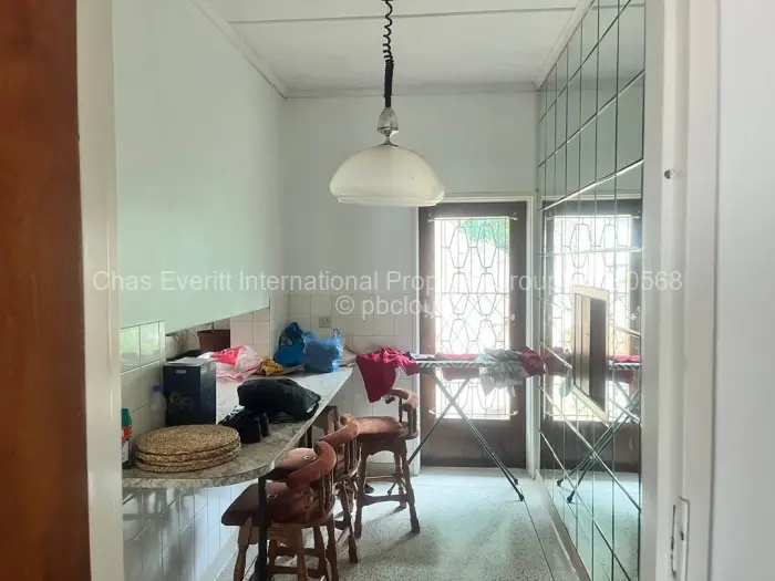 4 Bedroom House for Sale in Burnside, Bulawayo
