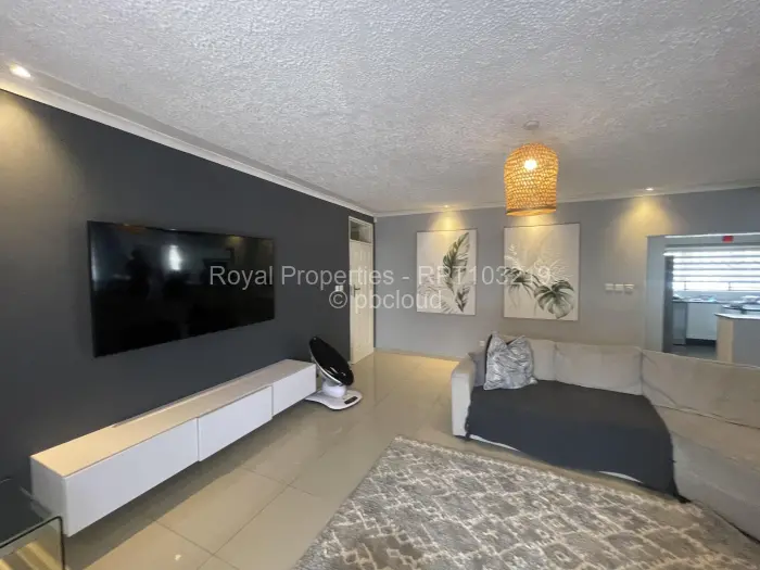 Townhouse/Cluster to Rent in Meyrick Park, Harare