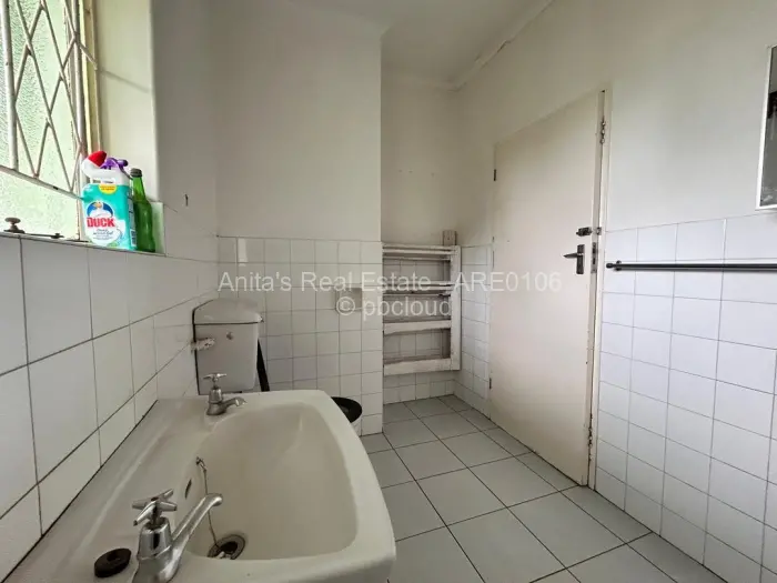 3 Bedroom House for Sale in Bellevue, Bulawayo