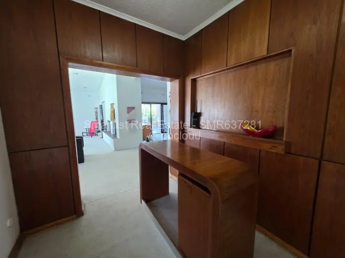 5 Bedroom House for Sale in Gunhill, Harare