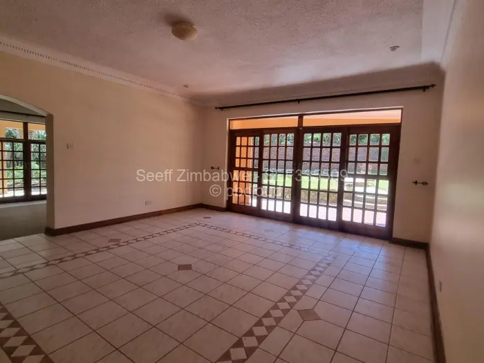 5 Bedroom House for Sale in Glen Lorne, Harare