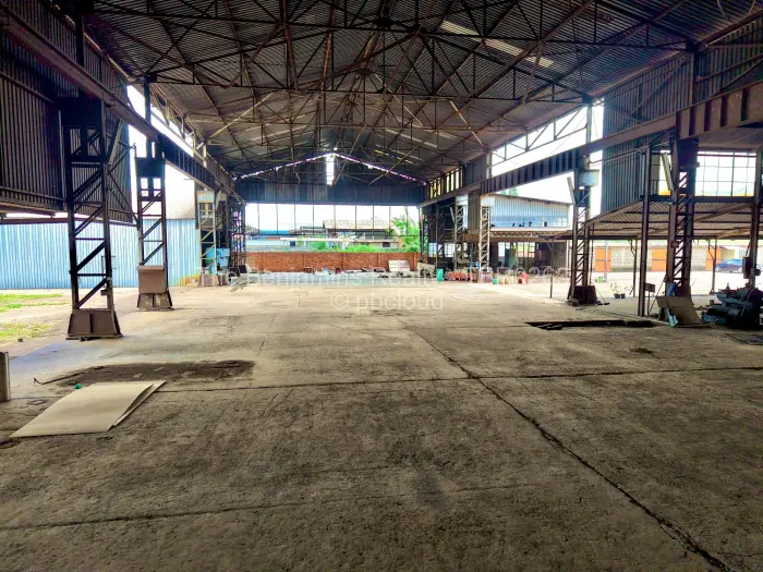 Warehouse/Industrial for Sale in Ardbennie, Harare