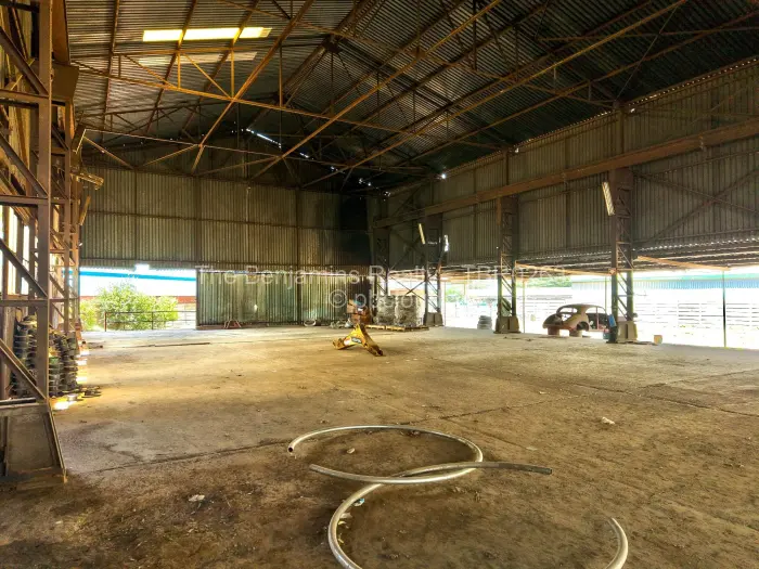 Warehouse/Industrial for Sale in Ardbennie, Harare