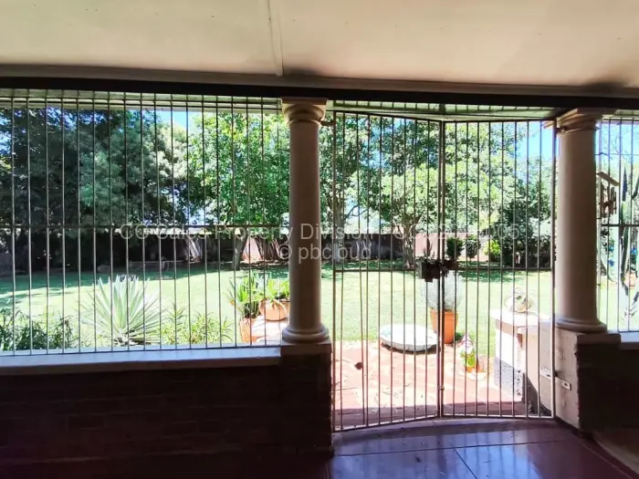 4 Bedroom House for Sale in Suburbs, Bulawayo