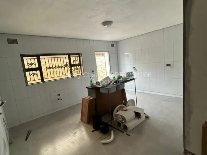 4 Bedroom House to Rent in Chitungwiza, Chitungwiza