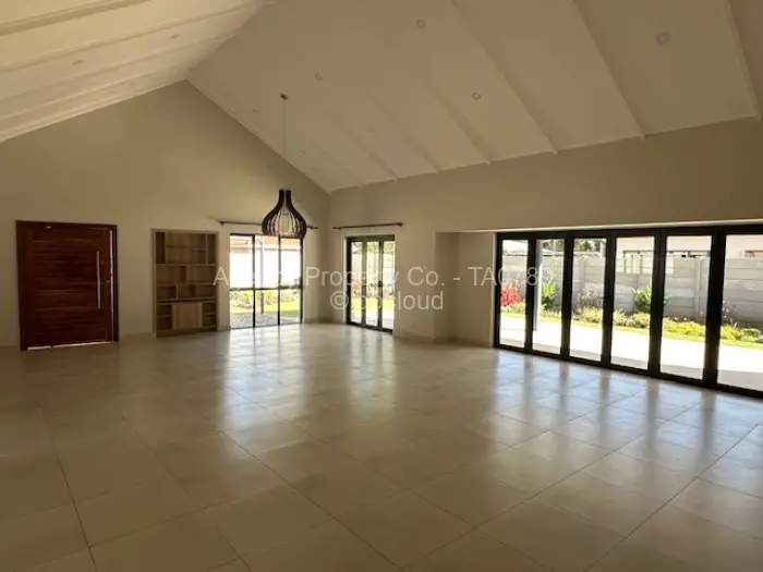 Townhouse/Cluster to Rent in Mount Pleasant, Harare