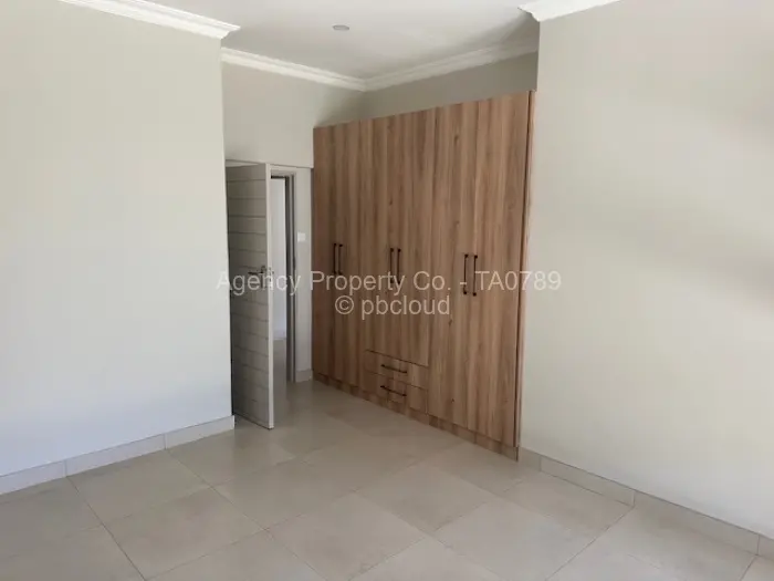 Townhouse/Cluster to Rent in Mount Pleasant, Harare