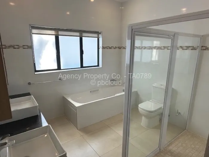 Townhouse/Cluster to Rent in Mount Pleasant, Harare