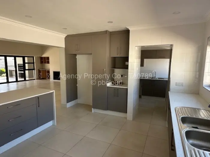 Townhouse/Cluster to Rent in Mount Pleasant, Harare