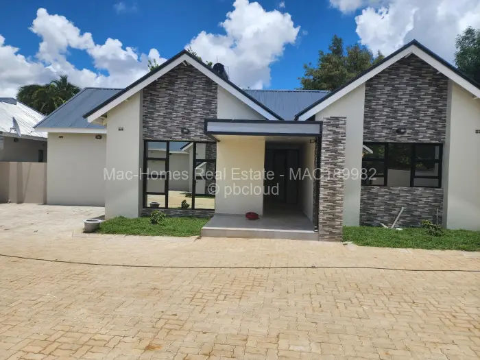 Townhouse/Cluster for Sale in Borrowdale West, Harare
