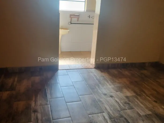 5 Bedroom House to Rent in Amby, Harare