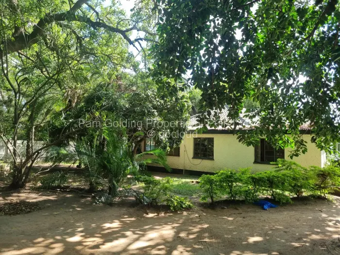 5 Bedroom House to Rent in Amby, Harare