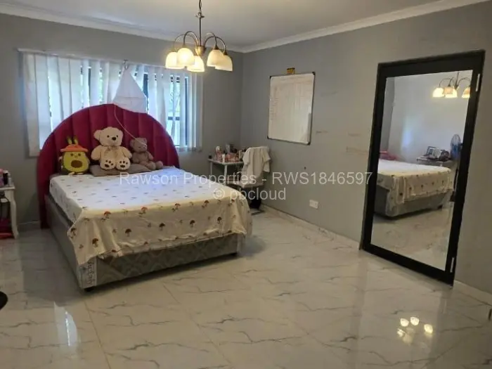 5 Bedroom House for Sale in Haydon Park, Mazowe